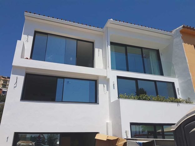 1 Revestimiento sate de estructura en vivienda unifamiliar en Rincón de la Victoria, Málaga.