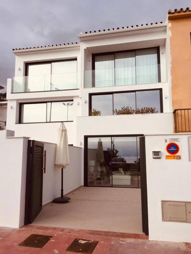 Aislamiento SATE, exterior vivienda en Rincón de la Victoria, Málaga