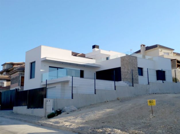 Vivienda construida con sistema de construcción Baupanel, en Calarreona, Murcia