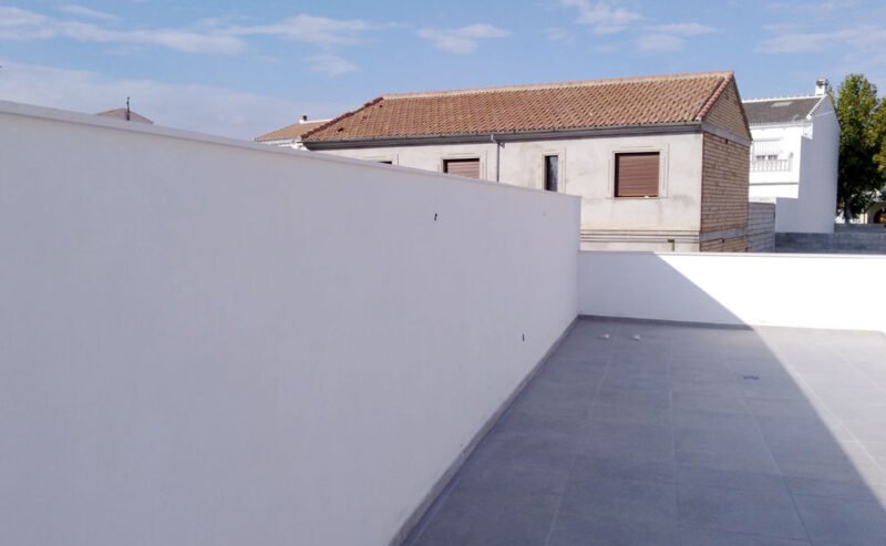 18 Villanueva de Algaidas, construcción nueva de casa unifamiliar con paneles estructurales Baupanel