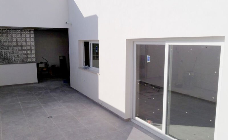 19 Villanueva de Algaidas, construcción nueva de casa unifamiliar con paneles estructurales Baupanel