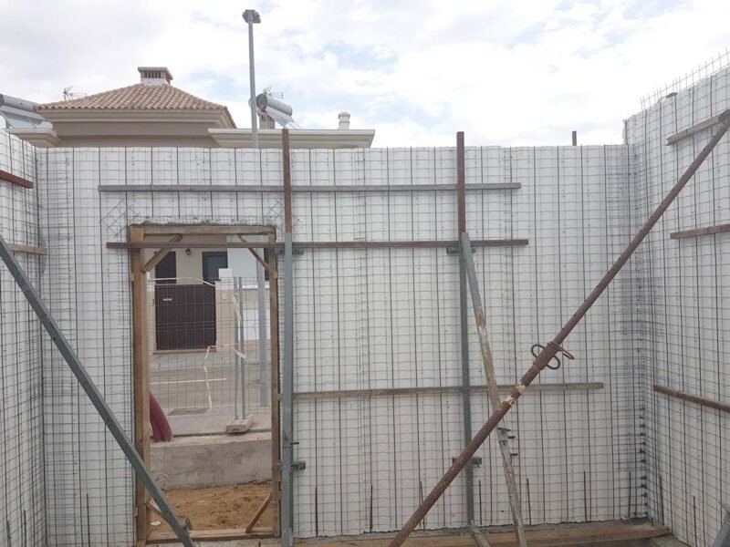 3 Adosados en Rota, Cádiz, sistema constructivo Baupanel System