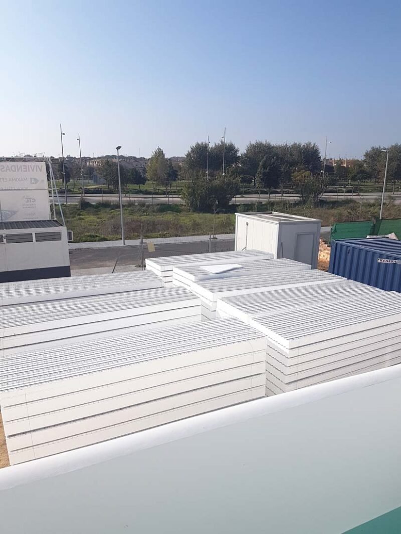 3 Adosados en Rota, Cádiz, sistema constructivo Baupanel System