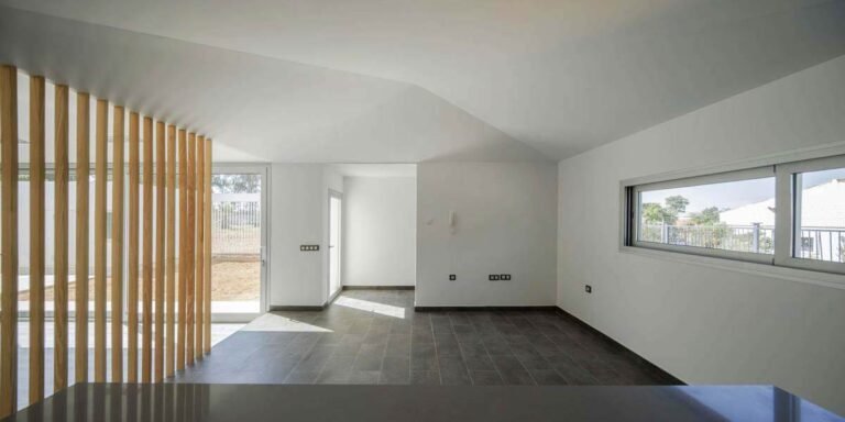 Vivienda de nueva construcción en La Celada, Sevilla, con sistema constructivo Baupanel® System.