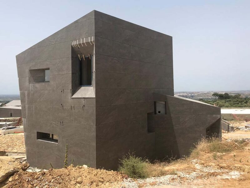 Construcción de apartamentos turísticos en Cádiz