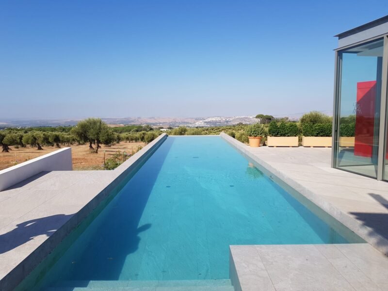 Construcción de apartamentos turísticos en Cádiz