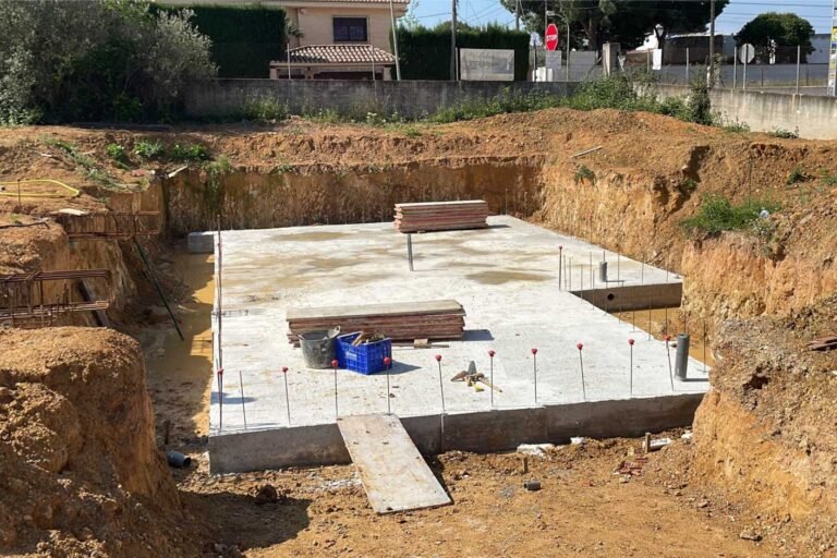 Laje de fundação sobre terreno em Valência